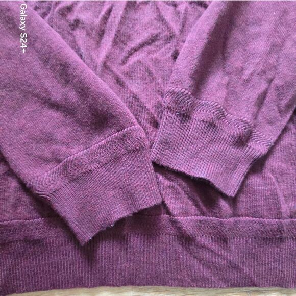 BERRAGAMO Elegant Maroon Turtleneck Sweater for Men - Picture 5 of 9